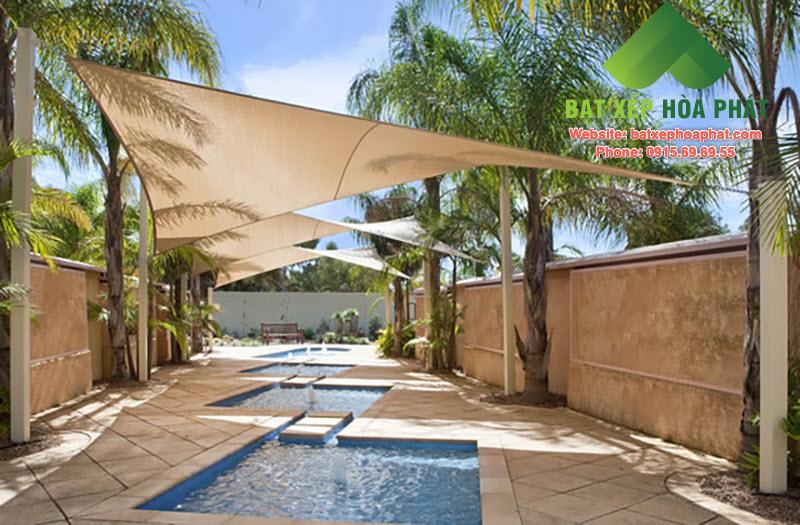 Kinh Nghiệm Chọn Bạt Xếp Mái Che Phù Hợp Cho Resort Đà Lạt